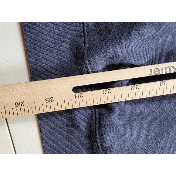 Star Wars Sweatshirt Womens XXL Baby Yoda Child Force Strong Mandalorian Sci Fi - Picture 9 of 13